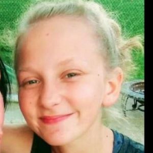 Meet your Posher, Katelyn